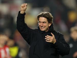 弗兰克：上赛季前，我在短短两个小时内接受了曼联和切尔西面试