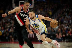 攻守兼备！卡马拉全场追库里 11中7拿到20分7板&其中5前场板