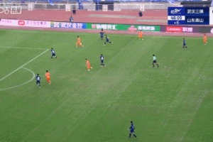 扩大优势！刘洋接传中笑纳空门，泽卡本场完成传射，泰山2-0三镇