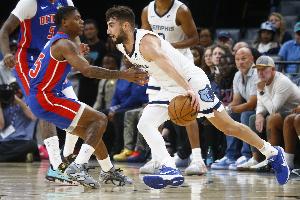 右小腿拉伤！灰熊官方：杰罗姆恢复顺利 预计将在6-9周后复出