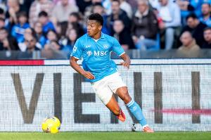 内雷斯：离门更近情况下更容易进球或助攻，但我喜欢各个位置踢球