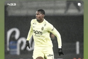 莱奥社媒转发博格巴照片，祝贺他重返赛场：欢迎回归