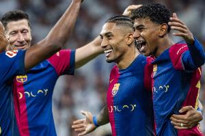 每体谈巴萨三叉戟：唯亚马尔是固定选择，中锋和左翼位置竞争激烈