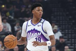 平生涯得分纪录！新秀贝利15中8拿到21分3板2助1断1帽 末节11分