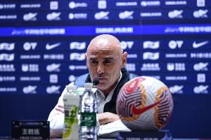 沪媒：海港想在亚冠换活法，需寻求更合适的轮换球员激发竞争力