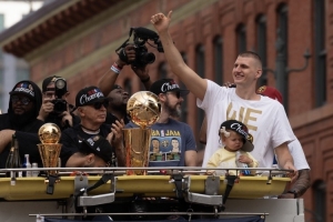 米勒：历史最佳中锋是贾巴尔和奥尼尔 若约基奇拿3冠就是他了