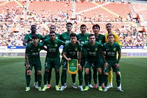 博主：国安今天将留在河内进行恢复调整，明天前往苏州备战足协杯