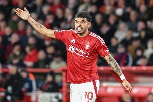 戴奇谈吉布斯-怀特：转会传闻会带来压力 希望他周末能出场