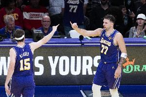 里夫斯：我通常不会过多夸卢卡 但他一直是联盟最优秀的球员之一