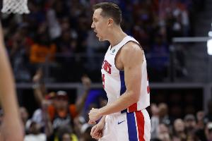 主场将有致敬视频！邓罗：热火成就了我 作为球员&个人都学到很多