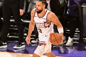 狄龙：不管谁站在我对面我只想赢球 我想每场都打出季后赛氛围