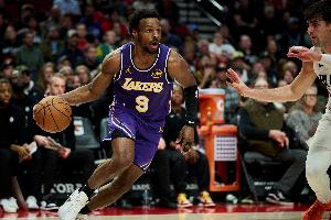 夸梅：布朗尼根本没资格在NBA 他像抢银行一样抢走了工作机会