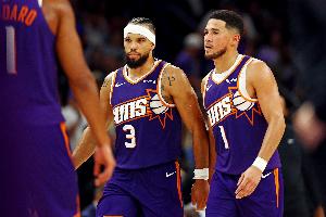 解说：布克伤退=解锁太阳和狄龙的最强形态 狄龙本赛季梦回俄勒冈