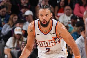 我得赢得老詹的尊重！狄龙半场16中11轰出23分！