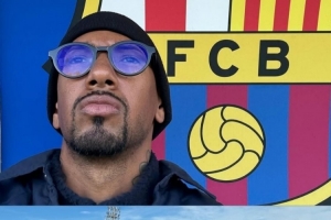 学习执教！博阿滕社媒：衷心感谢巴萨和弗里克，此行我学到了很多