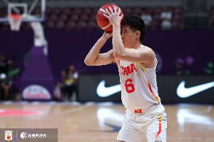 直播吧：浙江男篮程帅澎恐因伤错过CBA俱乐部杯