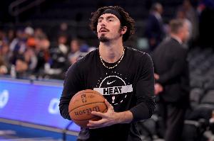 场均16.2分6.3板5.3助！热火主场迎战快船 哈克斯复出可以出战