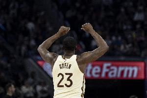 假传真突！追梦上篮得手 帮助勇士继续追分打停雷霆