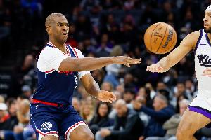 弗兰克和保罗谈话推迟2小时并持续了3个小时 后者凌晨3点发动态