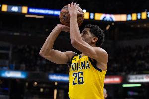 难救主！本·谢泼德5中5拿到14分5板 三分3中3