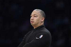 美记：快船没发现卢与非法赌博有牵连&无不当行为 鲍威尔不担心