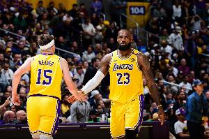 湖人2K能力值变化：詹姆斯-2至92 里夫斯+1到89 艾顿+1至83