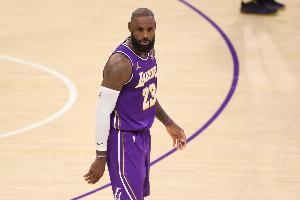 有趣的数据！詹姆斯10次进总决赛但仅9次得分没上双