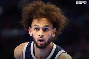 Shams：独行侠中锋莱夫利将接受右脚手术 赛季报销！