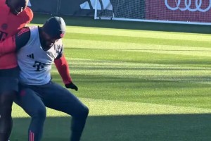 拜仁球迷：世一中，已在阵中！