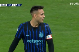 门将立功！图拉姆头球摆渡，劳塔罗直接打门被迈尼昂神扑！