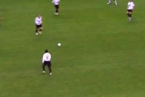 内斯塔的防守，连解说都为之惊叹