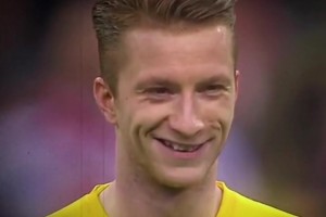 一辈子的兄弟！罗伊斯和莱万那些年的友情瞬间！殊途同归~