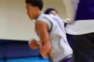 难怪进步显著！此前太阳队内训练，狄龙不断给队友上强度