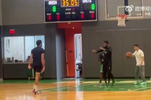 塔图姆最新训练，这对抗，这身手，看着似乎可以复出了啊